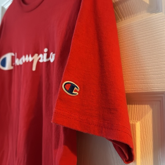 Champion T-Shirt - Picture 2 of 3